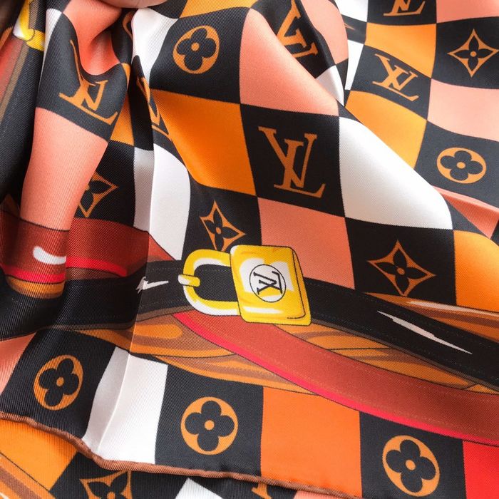 Louis Vuitton Scarf LVS00107